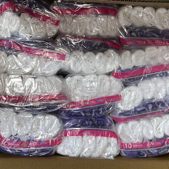 Hanes Girls’ Tagless Briefs – LOT 44 - 240 pcs – 24 packs (10 ea) – Sz 14 - NEW - Picture 2 of 3